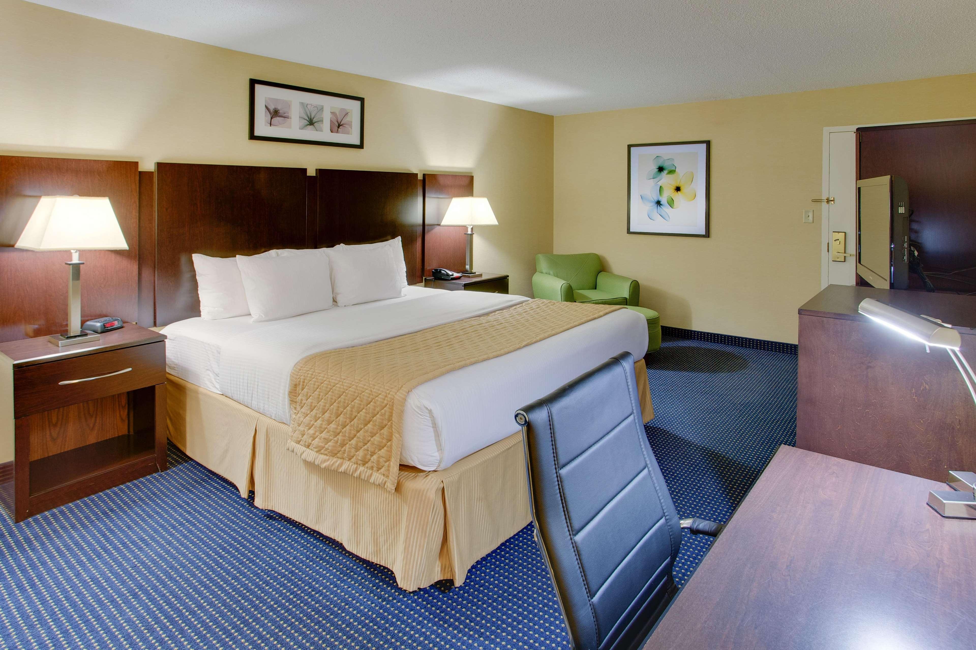 Hampton Inn Manchester Downtown מראה חיצוני תמונה