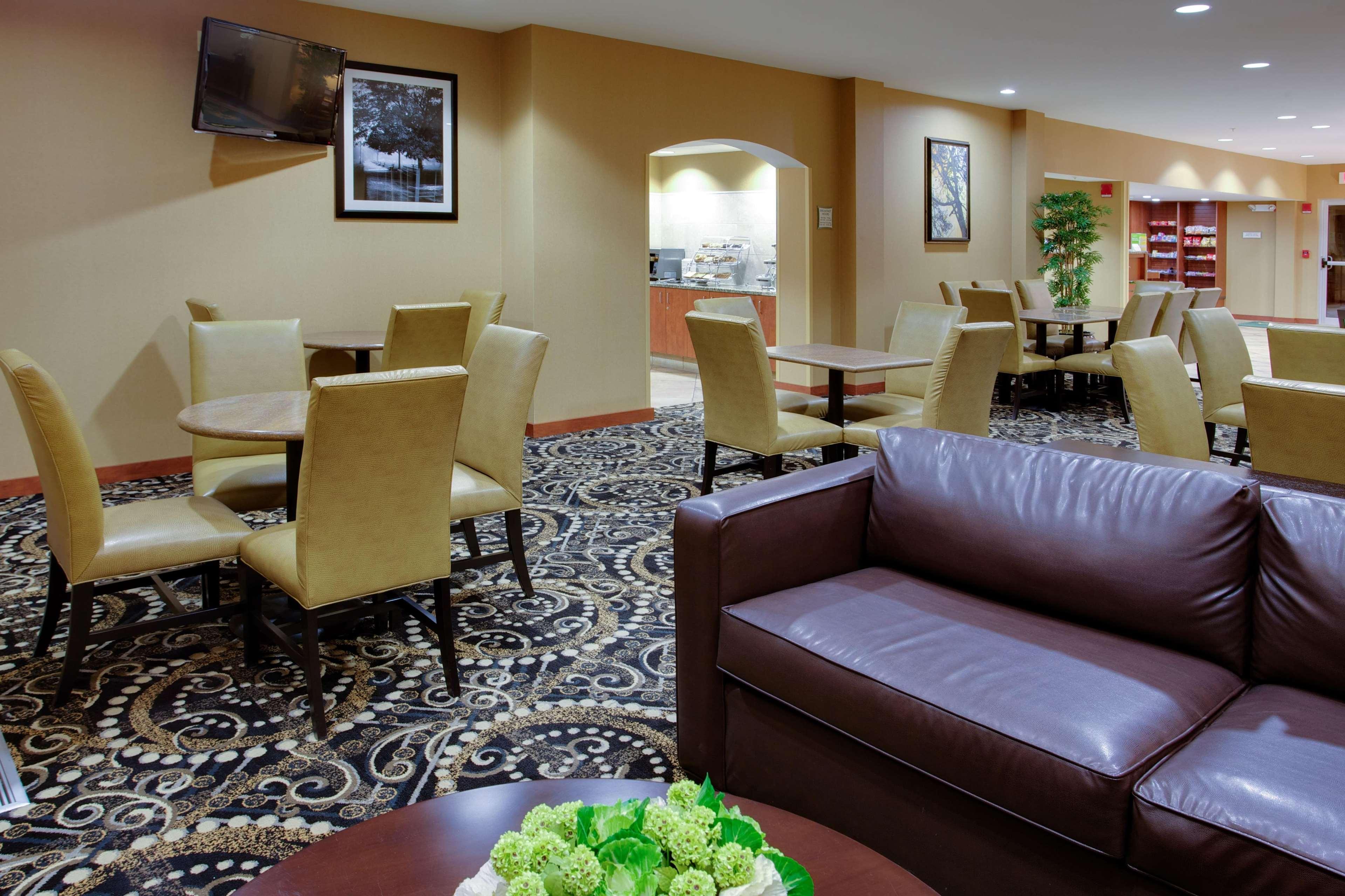 Hampton Inn Manchester Downtown מראה חיצוני תמונה