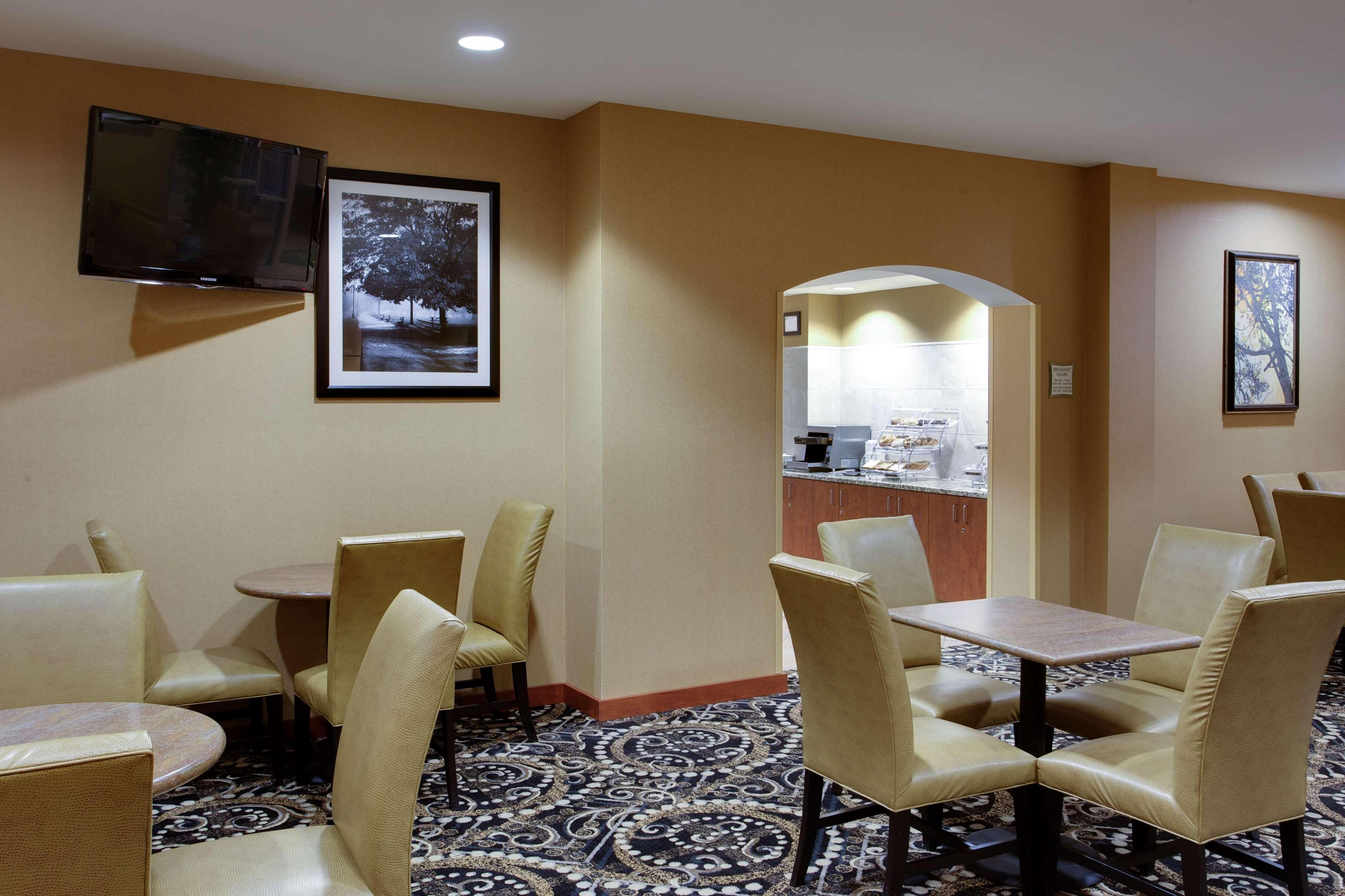 Hampton Inn Manchester Downtown מראה חיצוני תמונה