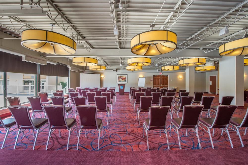 Hampton Inn Manchester Downtown מראה חיצוני תמונה