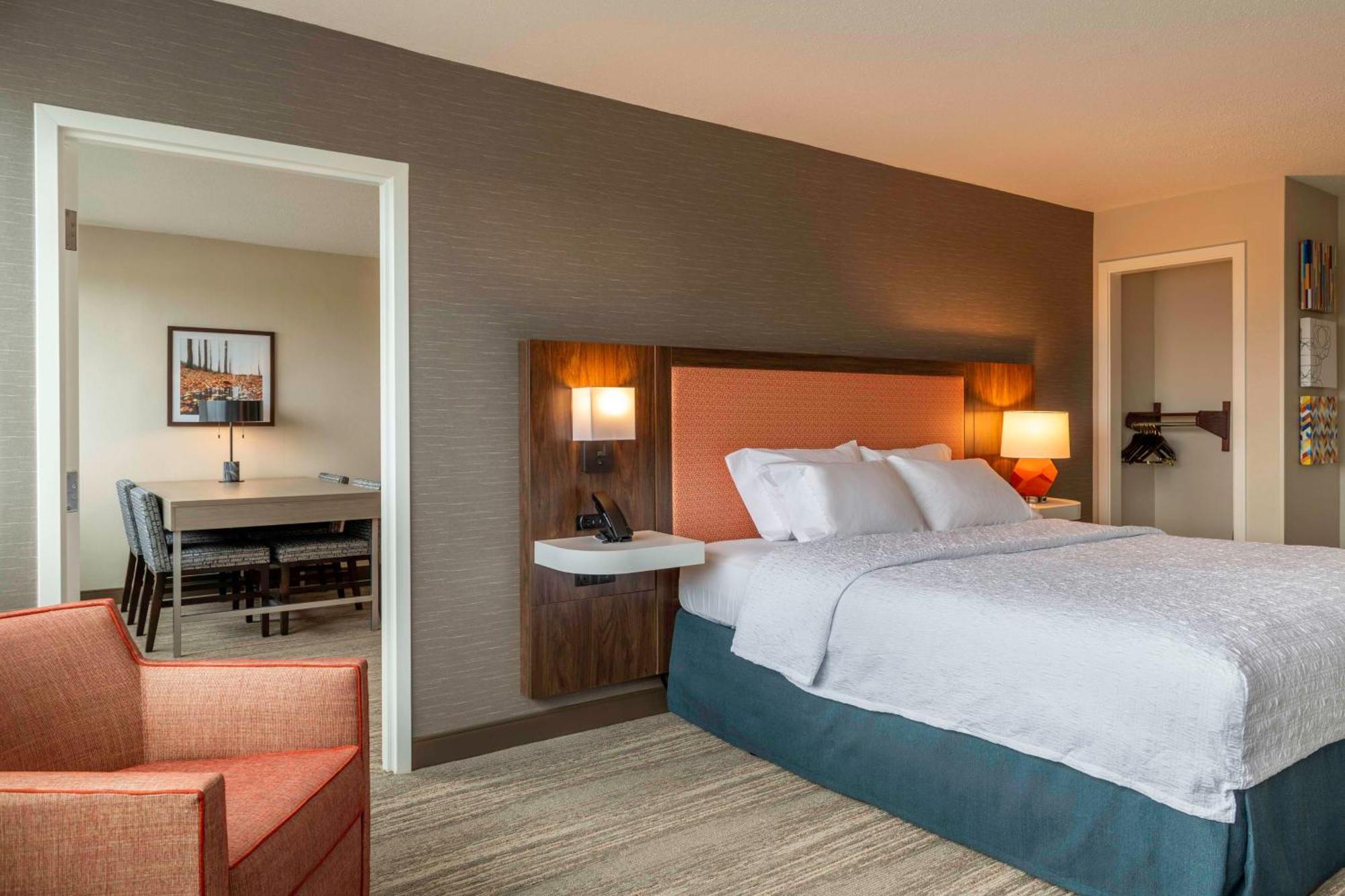 Hampton Inn Manchester Downtown מראה חיצוני תמונה