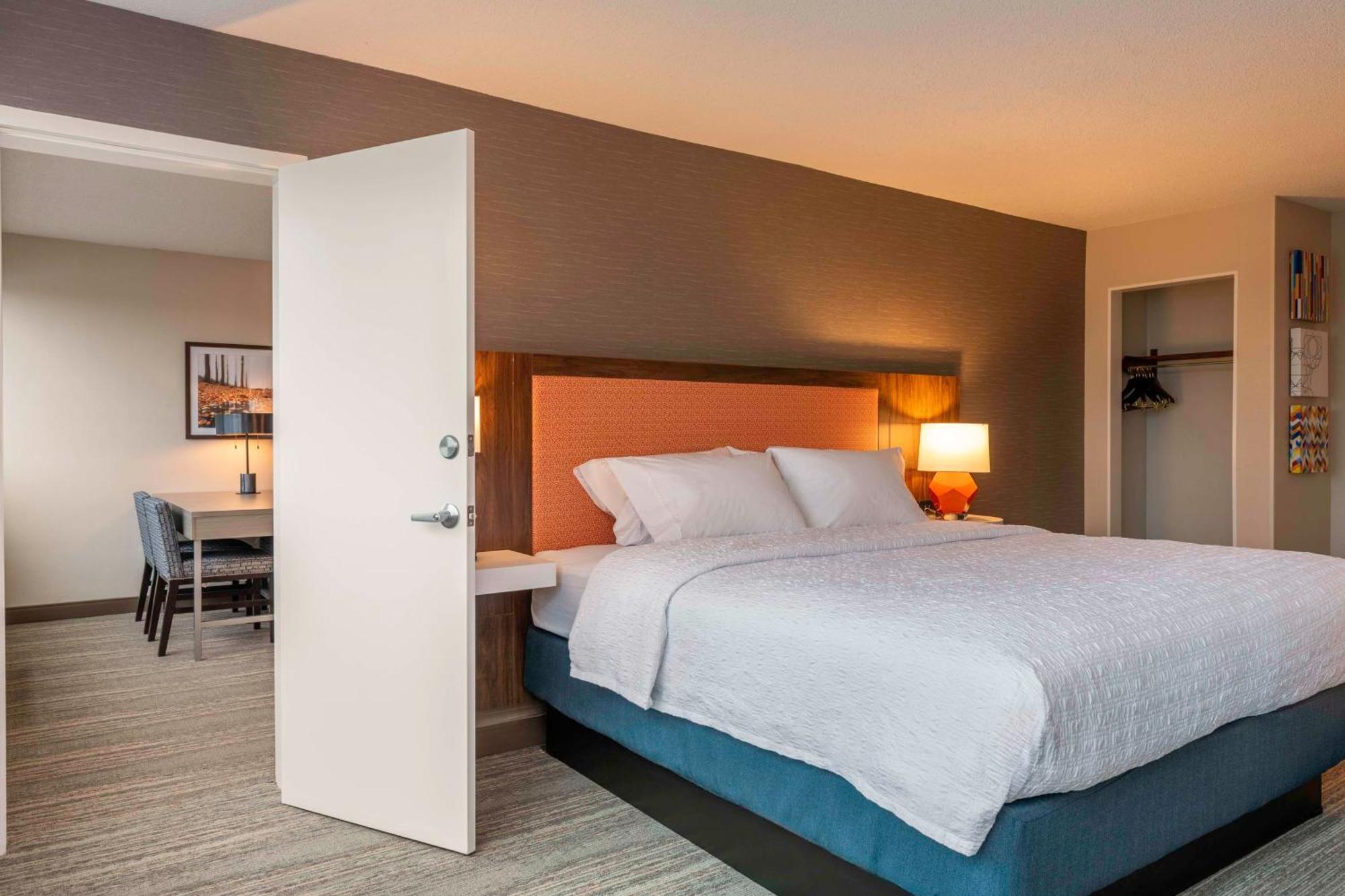Hampton Inn Manchester Downtown מראה חיצוני תמונה