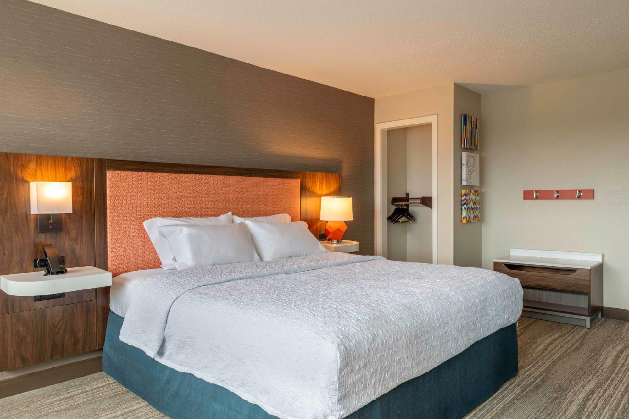 Hampton Inn Manchester Downtown מראה חיצוני תמונה