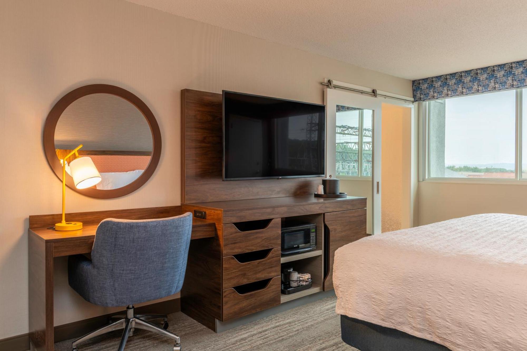 Hampton Inn Manchester Downtown מראה חיצוני תמונה