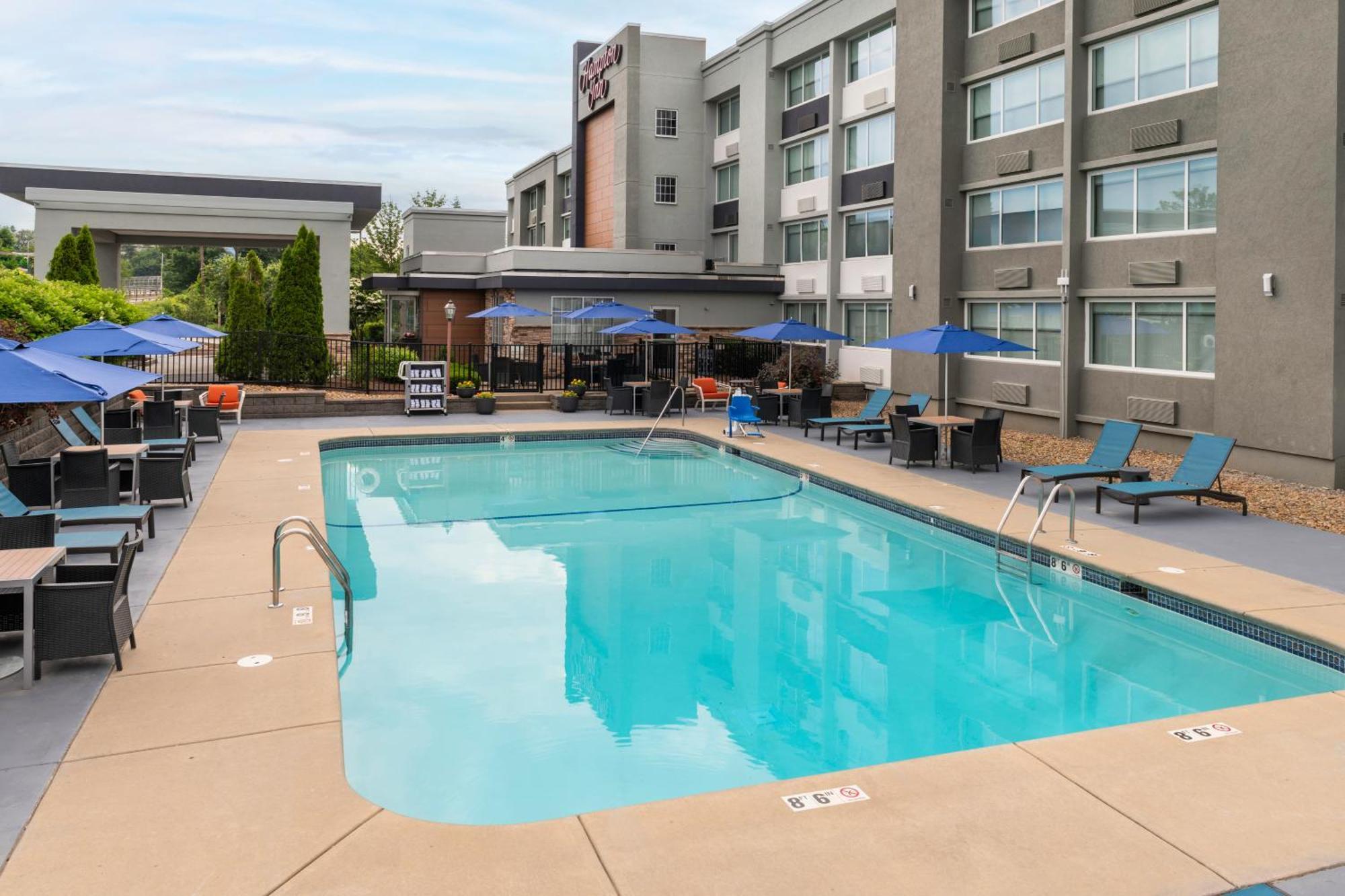 Hampton Inn Manchester Downtown מראה חיצוני תמונה