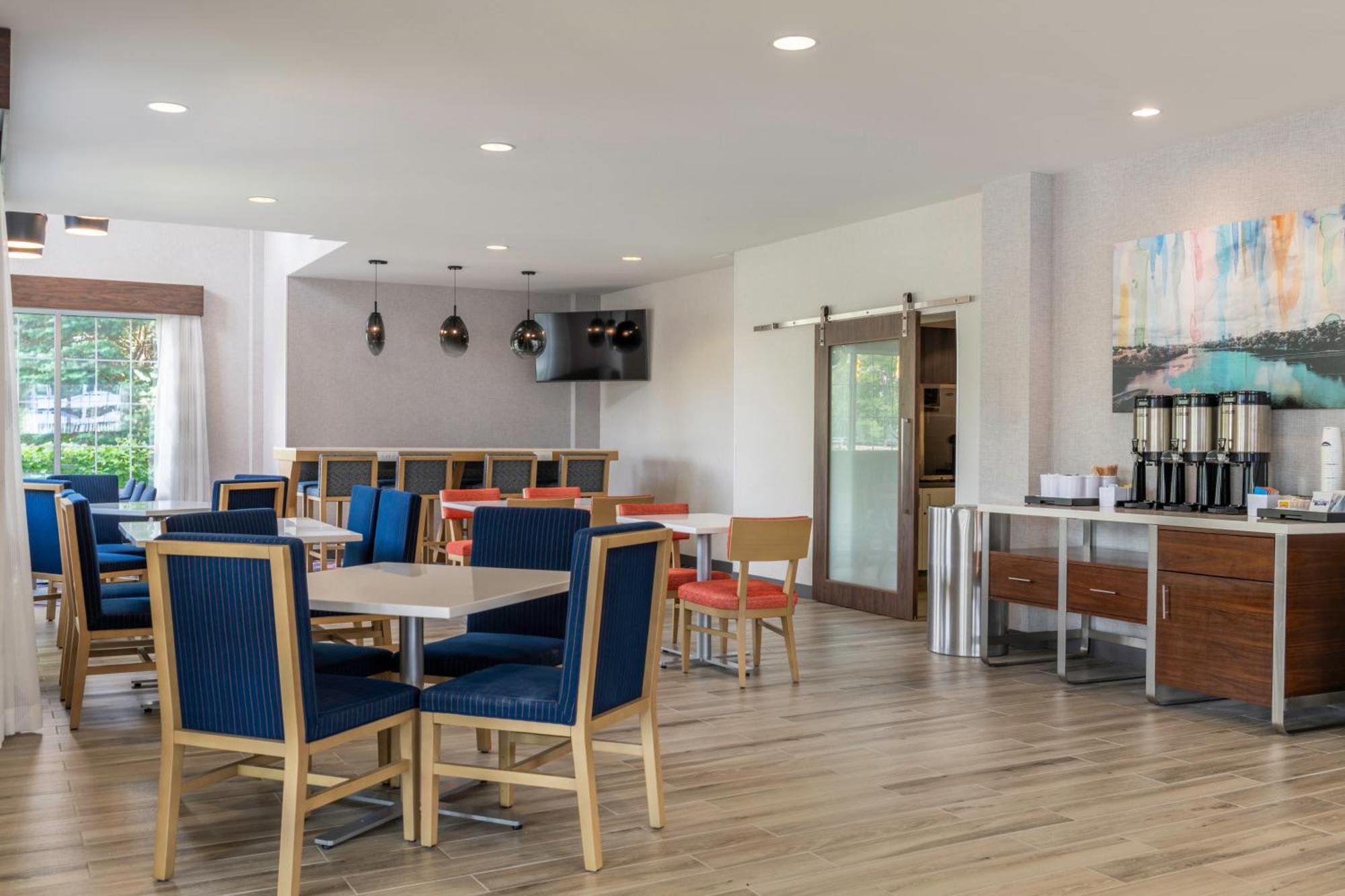 Hampton Inn Manchester Downtown מראה חיצוני תמונה